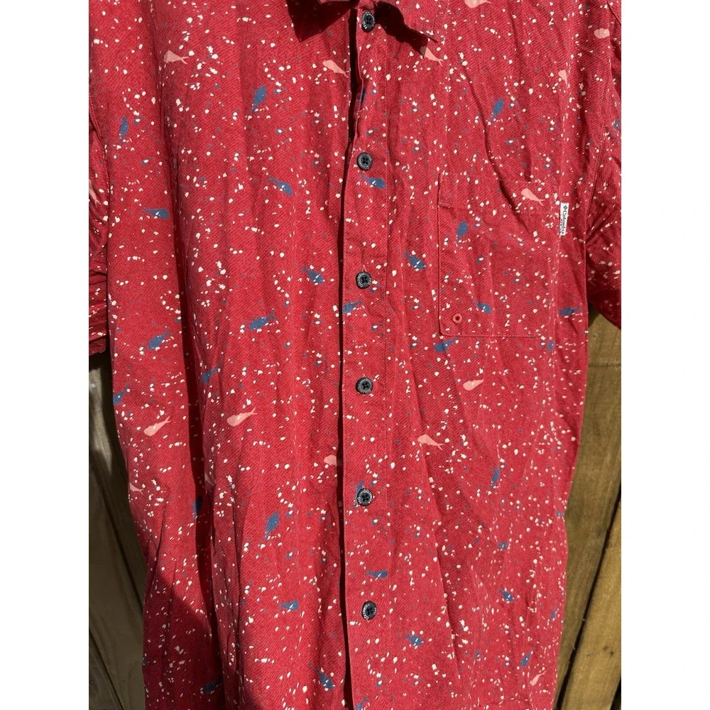 Columbia Shirt Mens Medium Red PFG Pocket Button Up Whale‎ Fish Print Vented